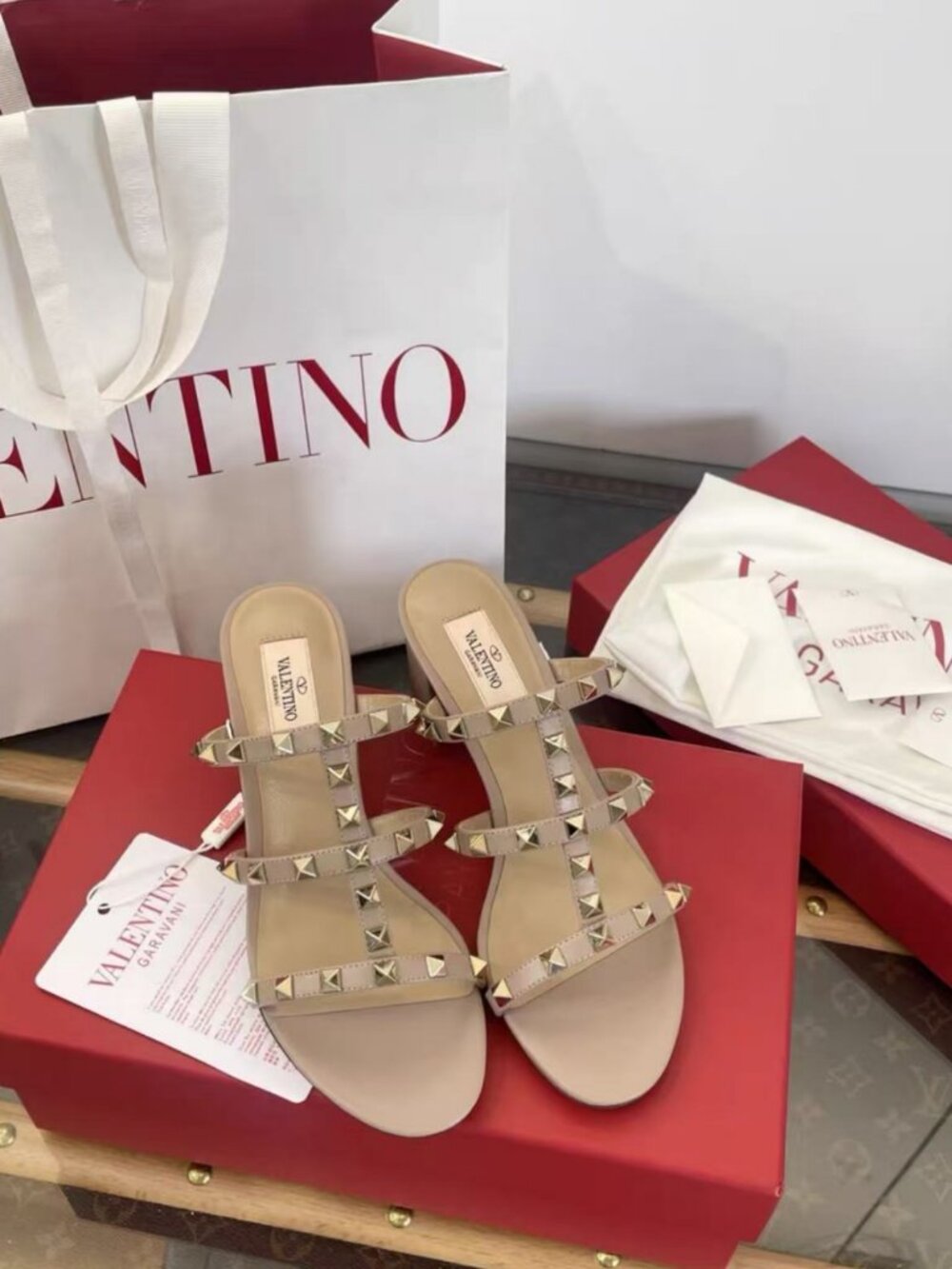 Valentino Garavani Rockstud Leather Slip-On Heel Sandals - Picture 2 of 9